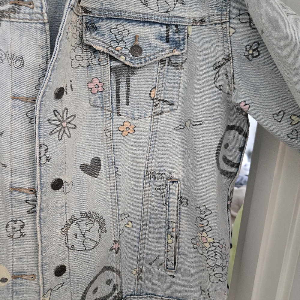 Oversized Denim Jacket With Doodles. Womens Size M - Picture 4 of 10